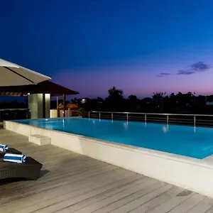 Hotel Square And Seminyak (Bali)